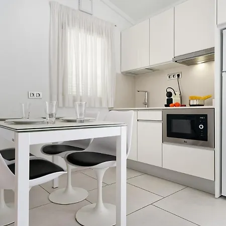 Adonis Playa del Ingles (Gran Canaria)