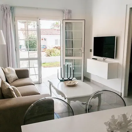 Adonis Apartment