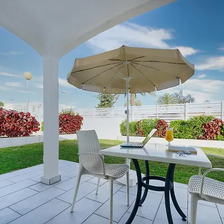 Adonis * Playa del Inglés